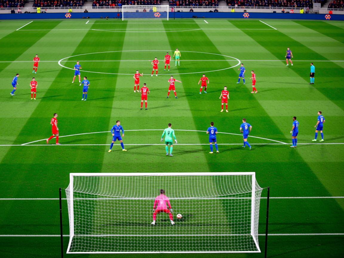 爱游戏-国家队在亚冠联赛中爆冷 低谷背后藏着希望，亚冠联赛国安