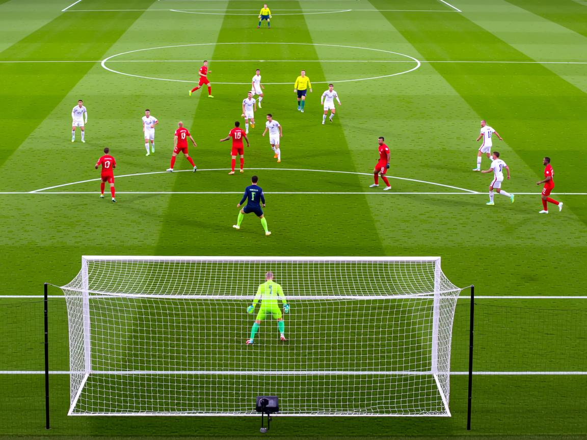 爱游戏下载-巴黎通过阵型变化破解对方限制，巴黎球队阵型  第2张