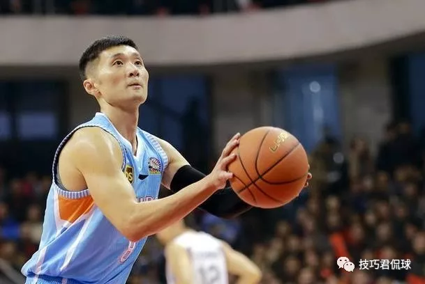 关于世界篮球联赛最佳新秀评选启动的信息